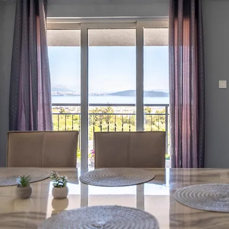 Bluebay Apartment Kaštel Novi