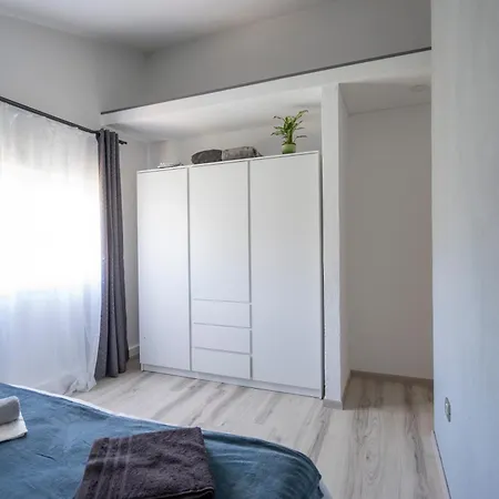 Bluebay Apartment *