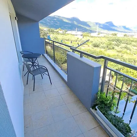 Bluebay Apartment